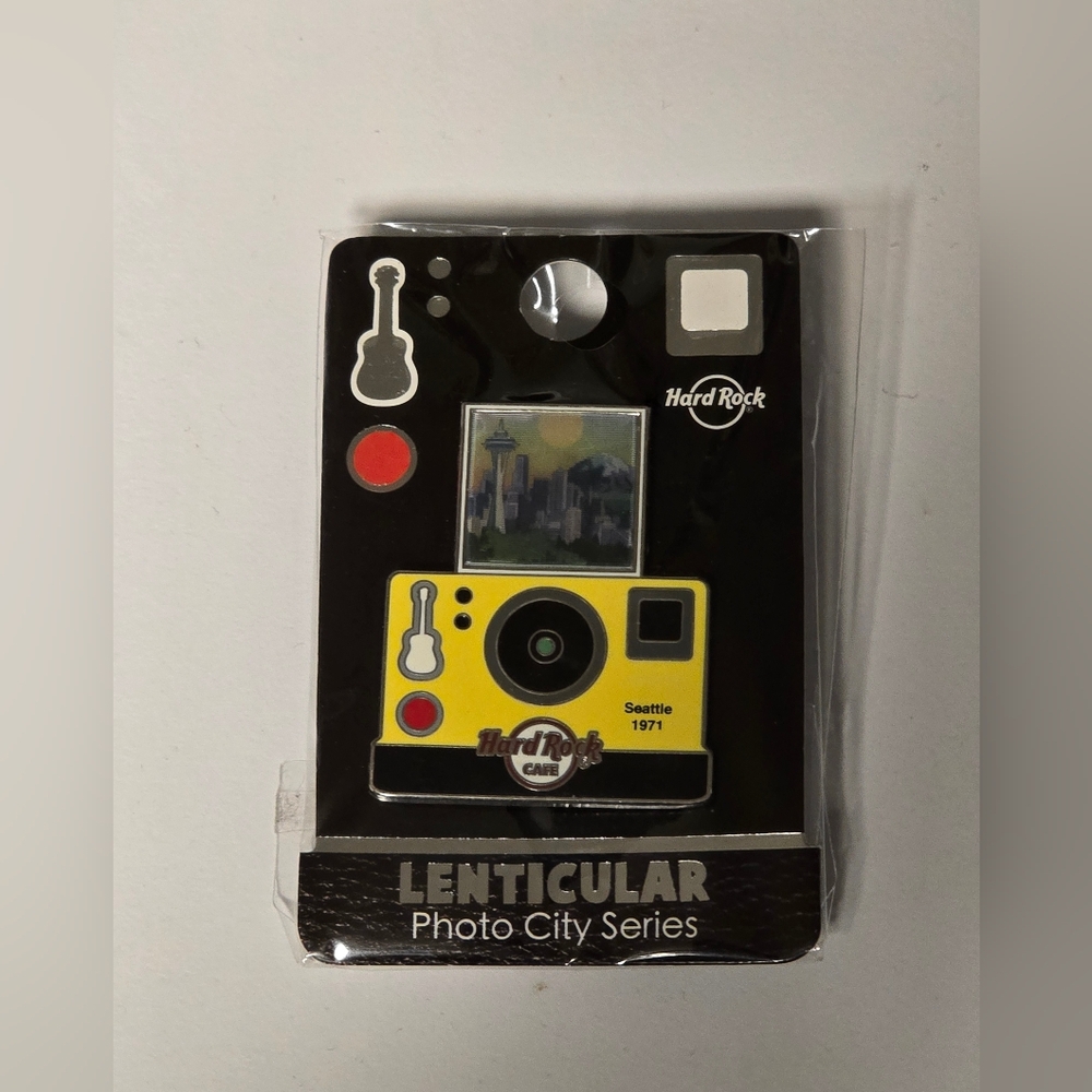 Hard Rock Cafe Seattle Lenticular Camera Pin - Yellow *Extremely Rare*